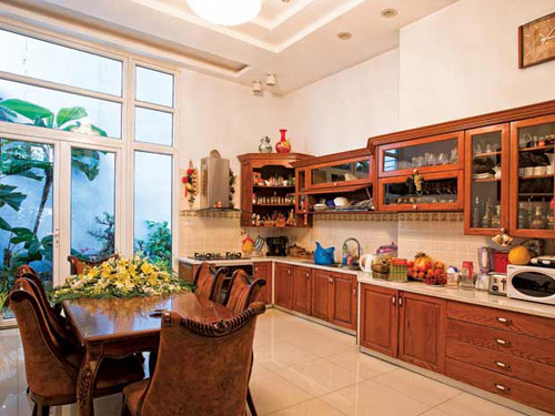 Nhà của Phú Quang: Người sao, nhà vậy! - 6