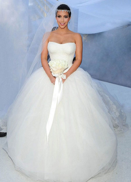 Những chiếc váy cưới 'để đời' của Vera Wang - 12