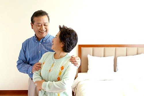 Tuổi càng tăng, tình càng tàn? - 2