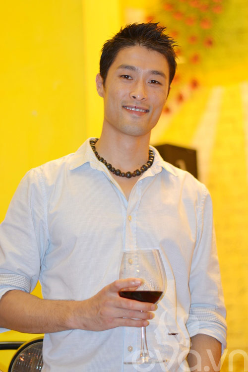 Ngô Thanh Vân "tái ngộ" Johnny Trí Nguyễn - 4