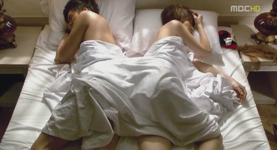 Khi sao Hàn "ăn cơm trước kẻng" - 1