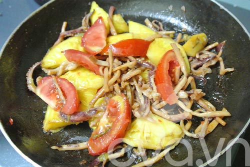 Mực khô xào dứa ấm lòng ngày mưa - 6