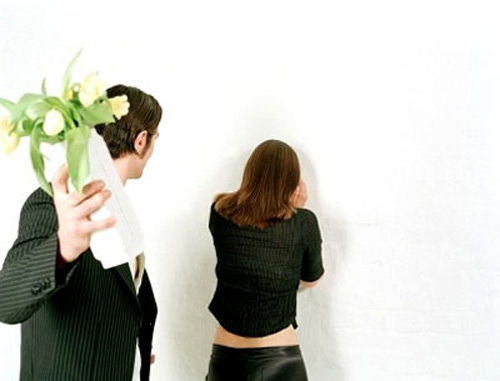 Eva và Adam kể chuyện bạo hành - 3
