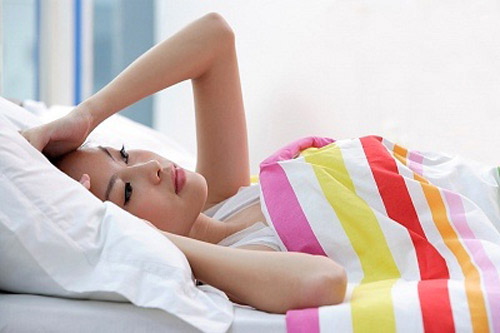"Cô bé" sưng phù vì bao cao su? - 1