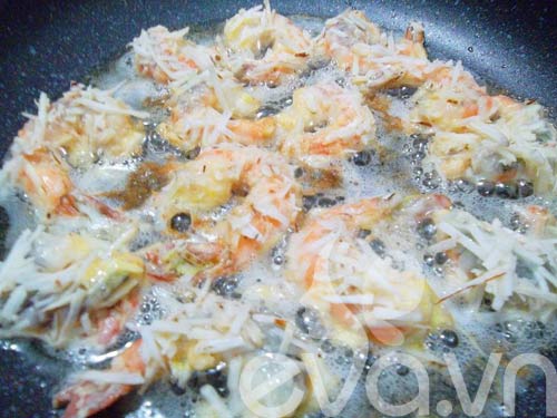 Tôm chiên dừa vừa ngon vừa dễ làm - 7
