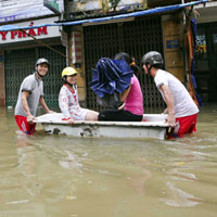 HN: Thau, bồn thành phương tiện giao thông