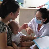 Hà Nội: Bệnh chân tay miệng bùng phát đột biến