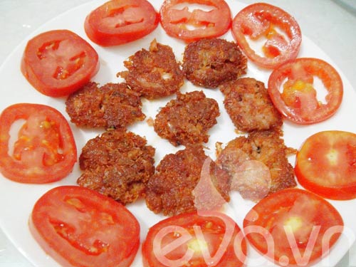 Chả tôm thịt xốt cà chua nóng hổi - 5