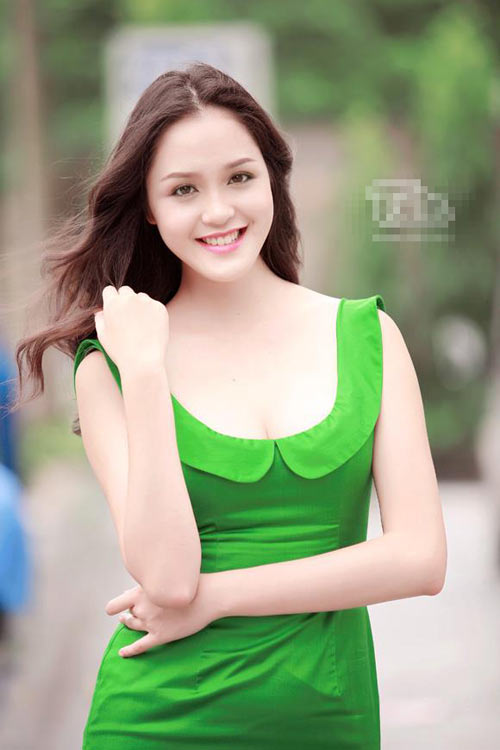 Á hậu Hoàng Anh đẹp mọi góc nhìn - 4