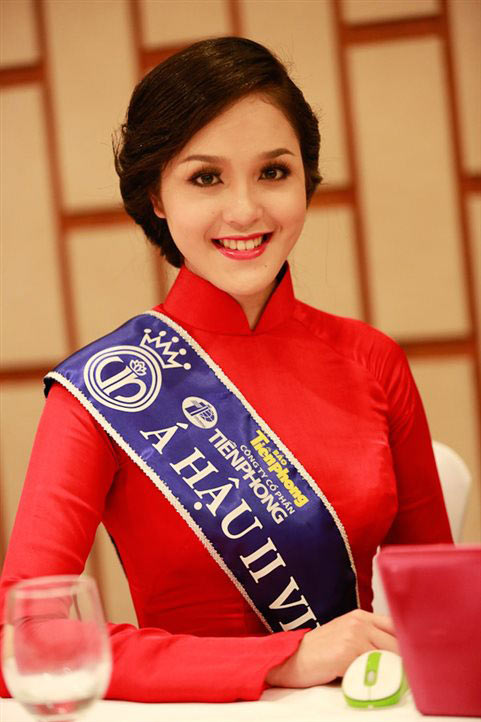 Á hậu Hoàng Anh đẹp mọi góc nhìn - 3