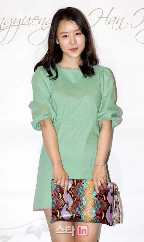 dan sao tuoi roi toi du dam cuoi han hye jin - 15