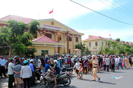 phu yen: cu ba 83 tuoi tu thieu truoc san toa - 1