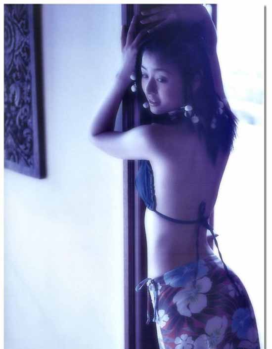 Ngắm Lâm Tâm Như sexy thủa mới vào nghề - 6