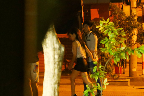 vo chong dan truong met moi sau tiec cuoi - 17