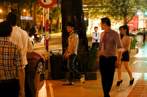 vo chong dan truong met moi sau tiec cuoi - 5