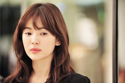 4 kieu toc gay 'sot' cua song hye kyo - 8