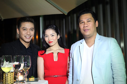 tuan hung bay to "hoi han trong anh" - 2