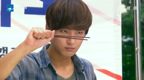 yoon si yoon an chuc bat mi tuong den - 3