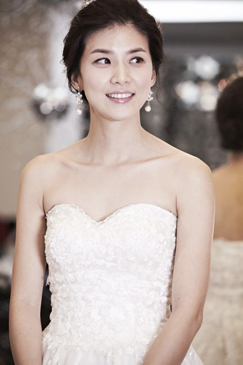 ngam cuu hoa hau han "thu" truoc vay cuoi - 3