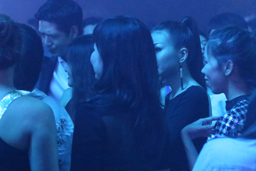 lo dien nguoi yeu cua sieu mau thanh hang - 4