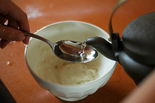 Chia sẻ 4 mẹo làm da trắng mềm từ bột gạo khô - 2