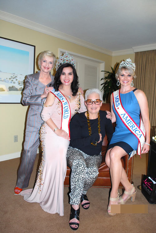 quy ba kim hong rang ro lam giam khao mrs america - 1