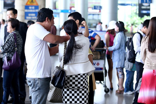 Lộ hình ảnh đầu tiên của con trai Lệ Quyên - 9