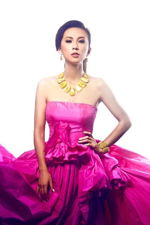 tran thanh, huyen ny hao huc gap "trai dep truc xuat" - 5