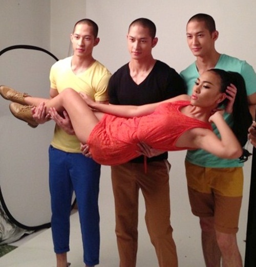 3 anh em goc viet khoe body sieu goi cam - 7