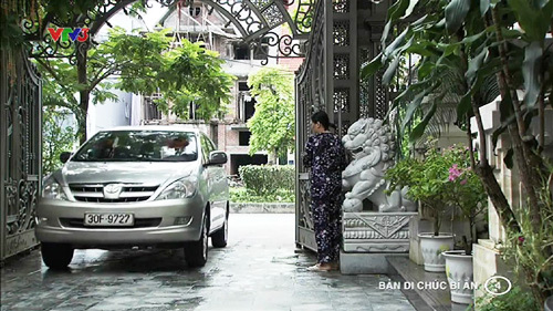 soi nha dai gia phim 'ban di chuc bi an' - 6
