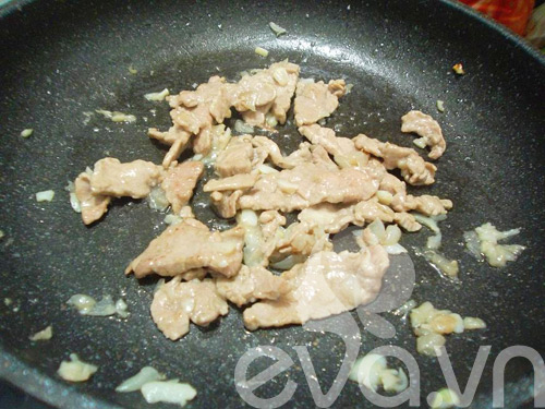 Thịt bò xào ngồng tỏi cuối tuần - 6