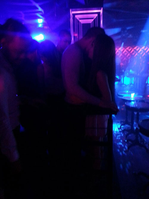 cac trai dep 'xoa het minh' trong bar sai gon - 8