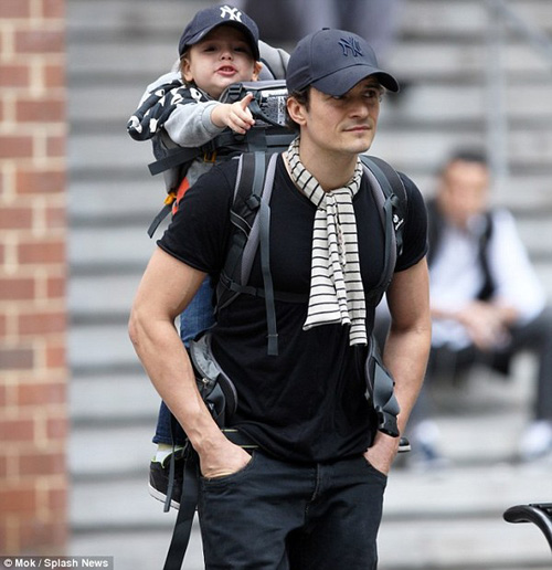 nhoc flynn "ban sao" cua bo orlando bloom - 3