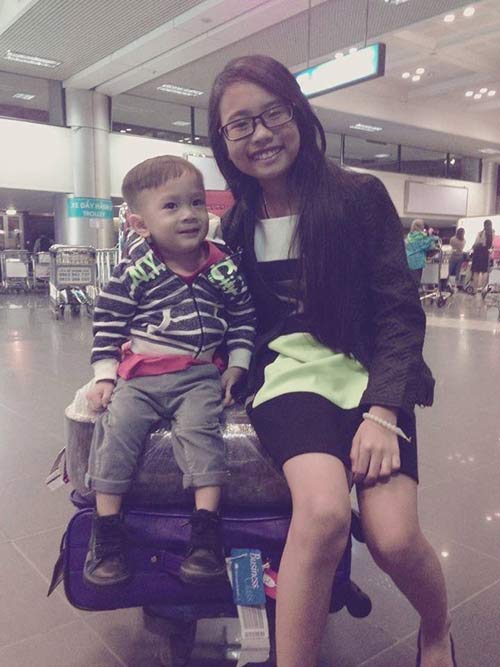 Phương Mỹ Chi háo hức lần đầu ra Hà Nội - 1