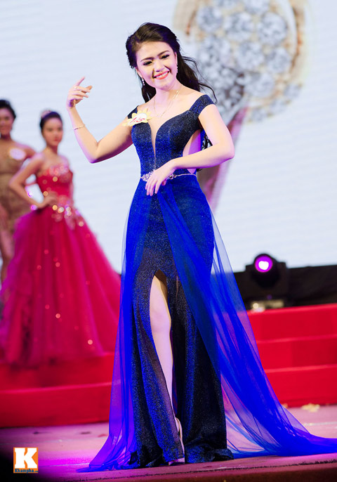 lo thi huong tram dang quang "nu hoang trang suc 2013" - 10