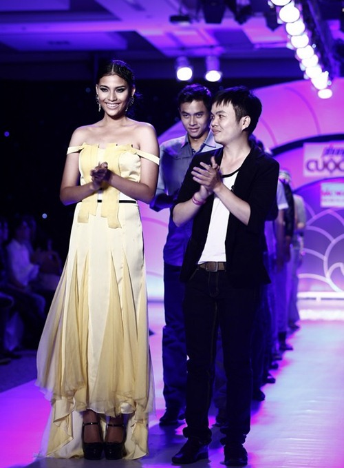 truong thi may lam vedette truoc ngay di thi mu 2013 - 8