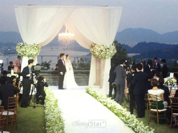 toan canh dam cuoi cua lee bo young - 5