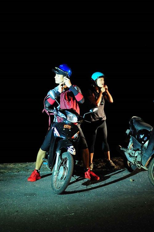 chot nhan ra ve dep tien dat, hari nam bo ra ngam - 1