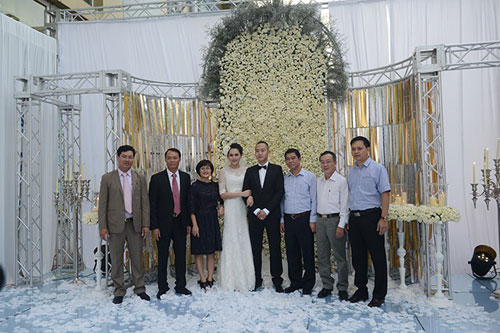 "choang" voi dam cuoi 3 ty cua ngoc thach - 3