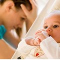 Làm mẹ - Ở nhà chăm con, chồng lén "ăn vụng"