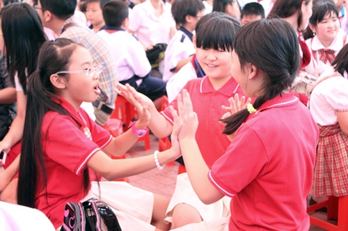 phuong my chi nhi nhanh thi "vo sach chu dep" - 6