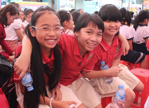phuong my chi nhi nhanh thi "vo sach chu dep" - 7