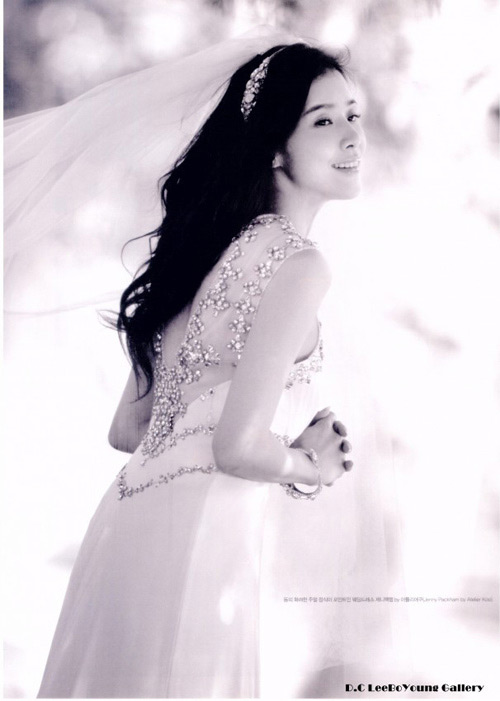 Trọn bộ ảnh cưới của HH Lee Bo Young - 14