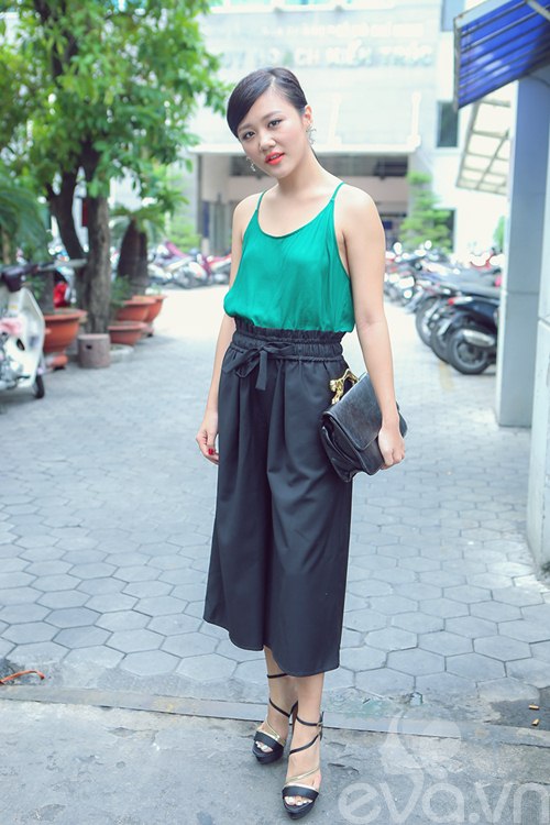 van mai huong sanh dieu voi ao hai day ra pho - 4