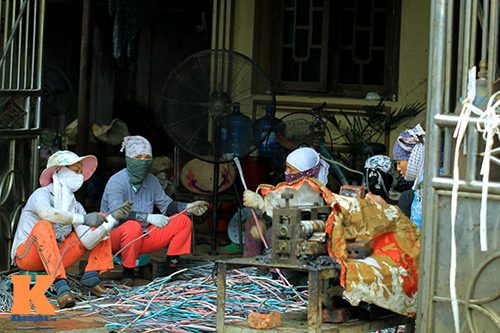 lang 'gom xac' dong co o bac ninh - 14