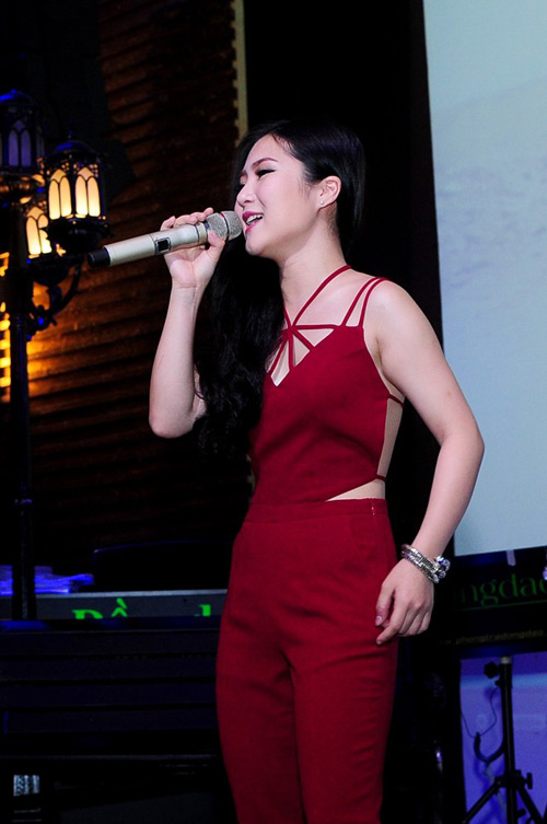 huong tram: "co nguoi trong nghe choi xau toi" - 2
