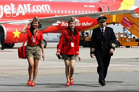 phat vietjet air 130 trieu dong vu ha canh nham - 1