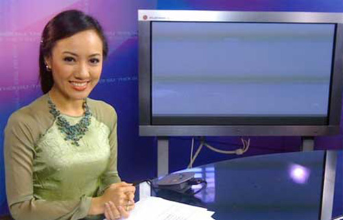 cuoc song hanh phuc cua 3 mc thoi su xinh dep - 11