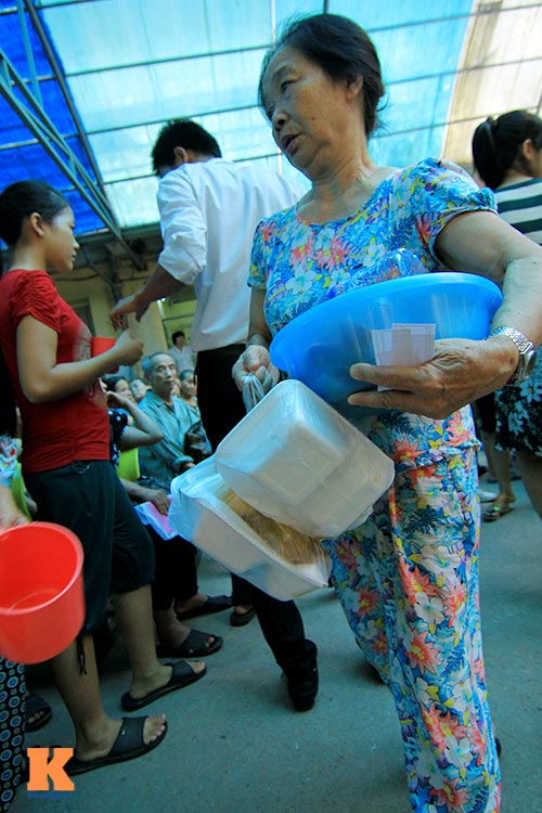 nhung bua an am tinh nguoi o benh vien - 9
