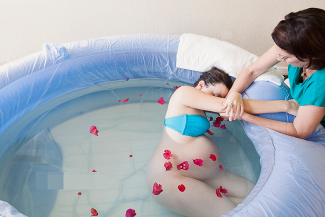 Ca đẻ thường của một nữ nhiếp ảnh gia